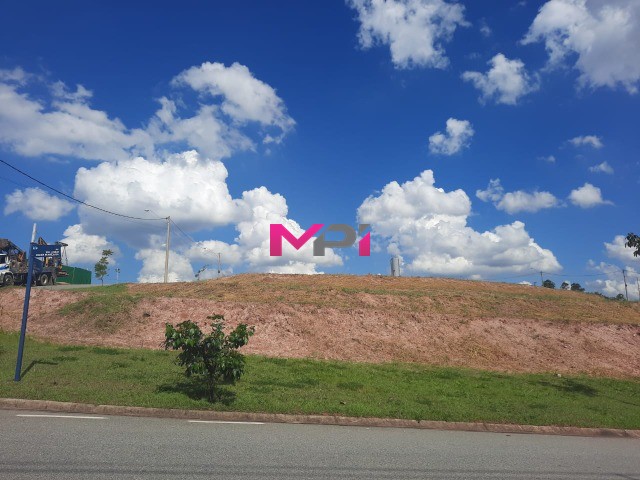 Terreno à venda, 715m² - Foto 1