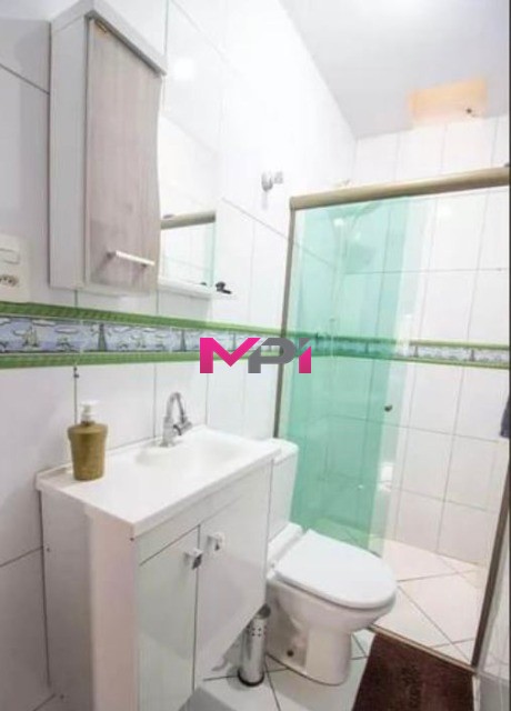 Casa à venda com 2 quartos, 250m² - Foto 10