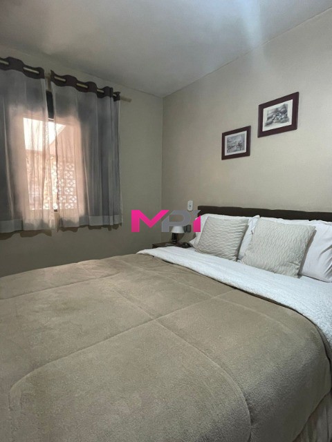 Casa à venda com 2 quartos, 250m² - Foto 13