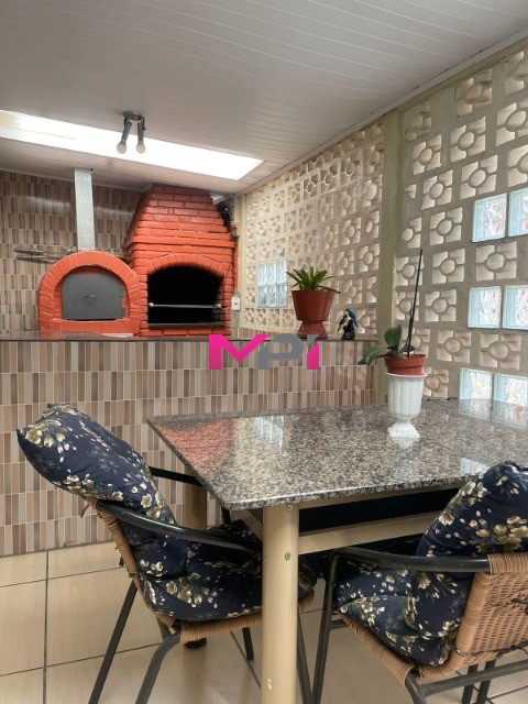 Casa à venda com 2 quartos, 250m² - Foto 19