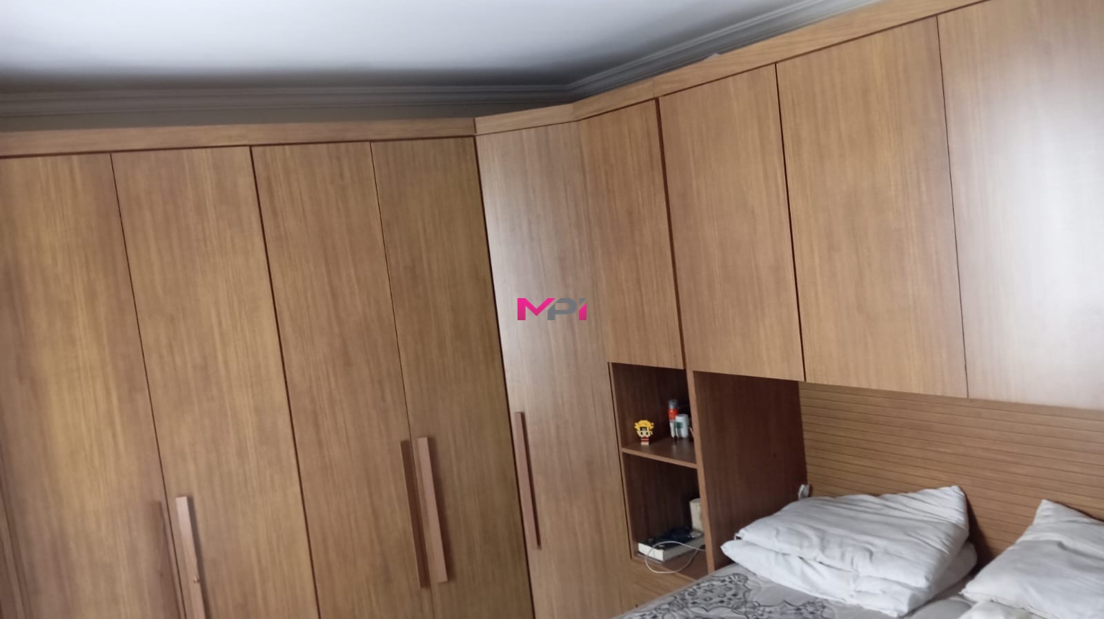 Apartamento à venda com 2 quartos, 68m² - Foto 4