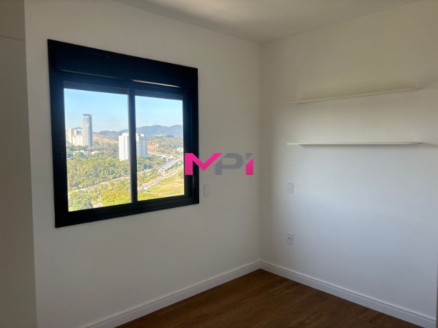 Apartamento para alugar com 3 quartos, 141m² - Foto 19