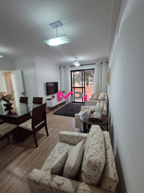 Apartamento à venda com 3 quartos, 75m² - Foto 2