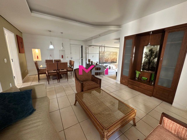 Apartamento à venda com 3 quartos, 170m² - Foto 17