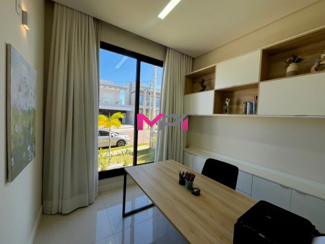 Casa de Condomínio à venda com 3 quartos, 242m² - Foto 9