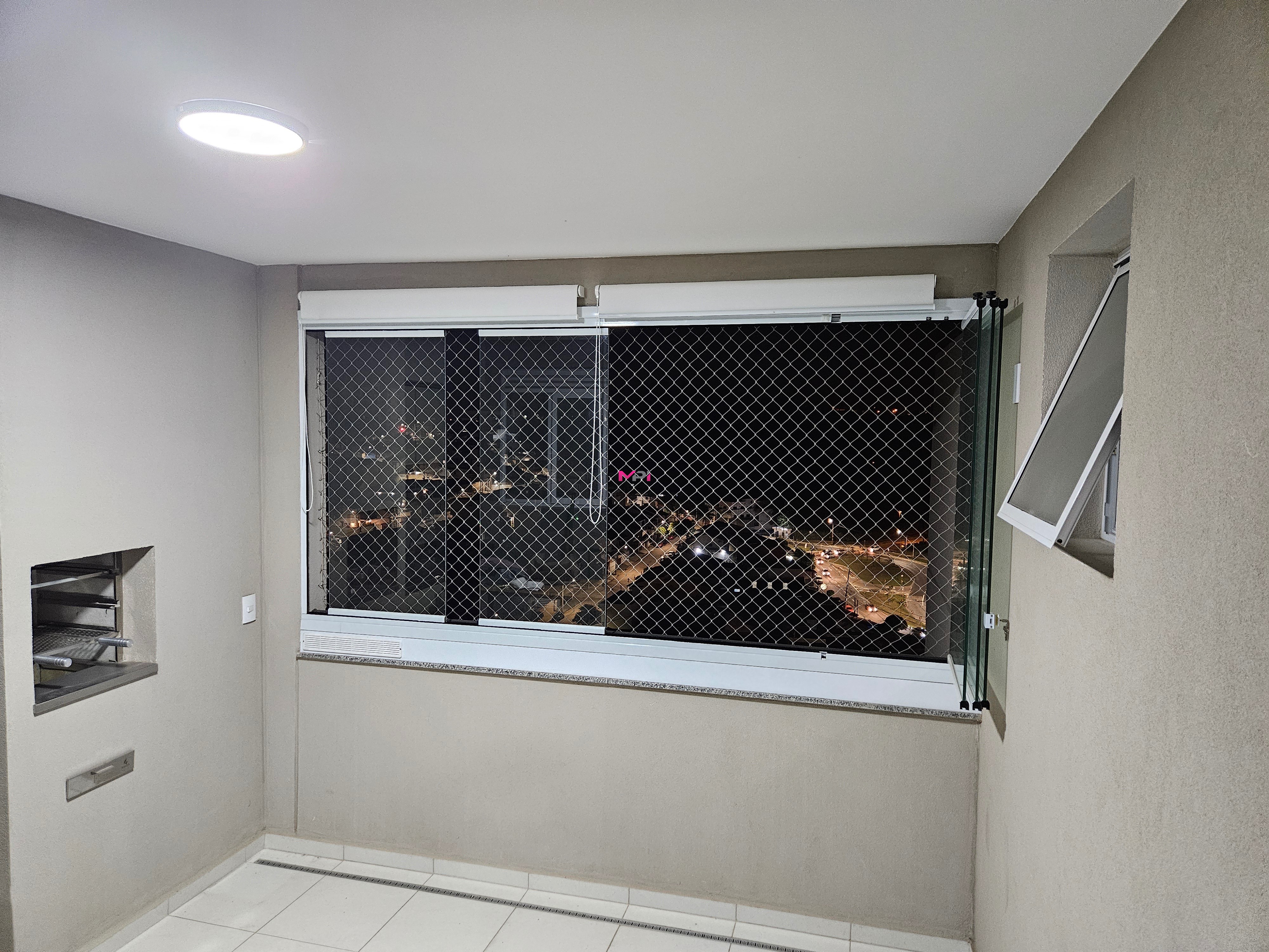 Apartamento à venda com 3 quartos, 101m² - Foto 2