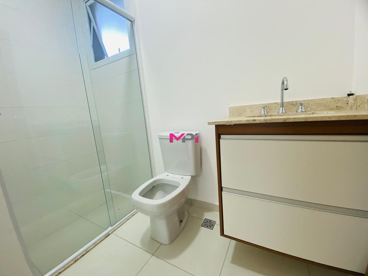Apartamento para alugar com 3 quartos, 102m² - Foto 13