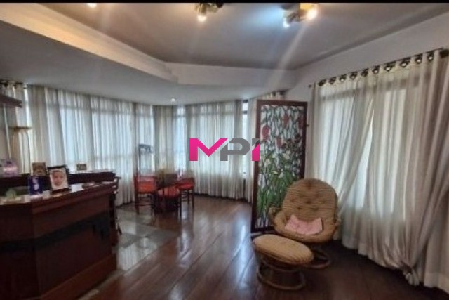 Apartamento à venda com 4 quartos, 230m² - Foto 4