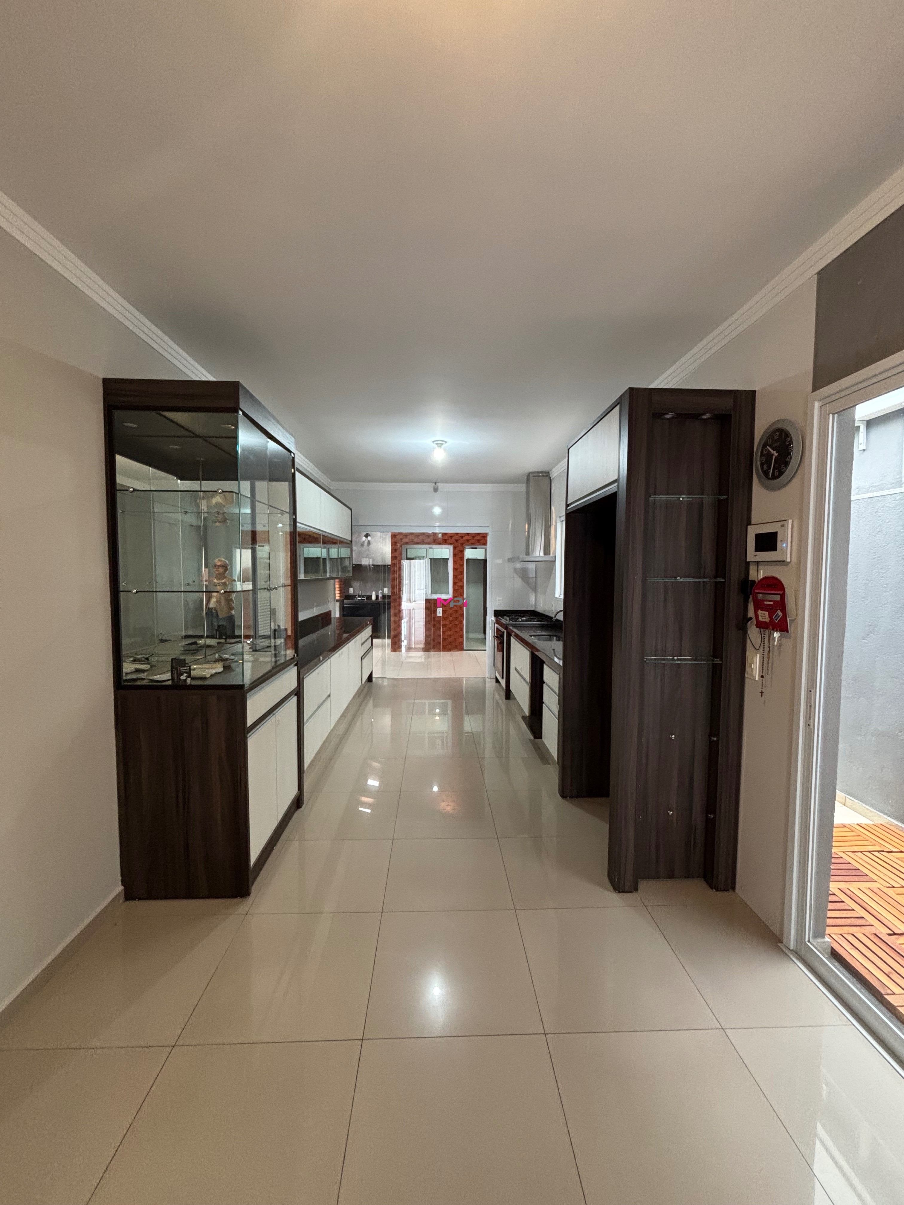 Casa à venda com 3 quartos, 171m² - Foto 14