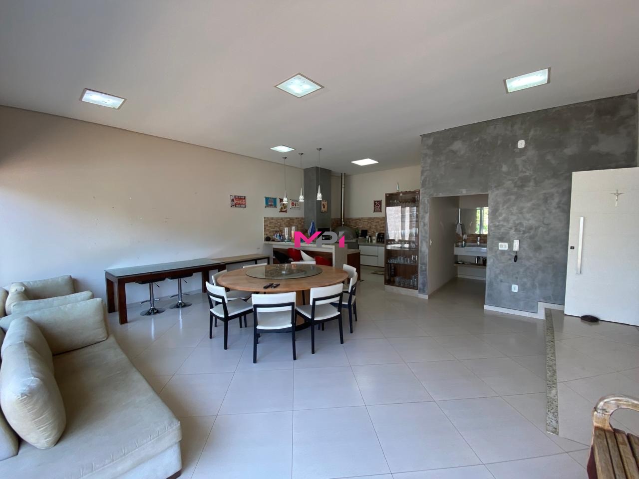 Casa de Condomínio à venda com 3 quartos, 1000m² - Foto 17
