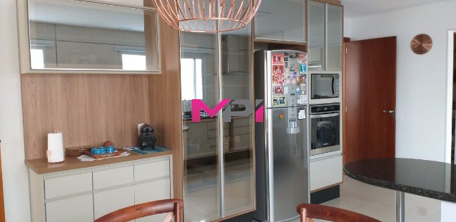 Casa de Condomínio à venda com 3 quartos, 360m² - Foto 4