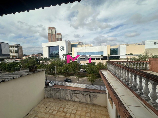 Sobrado à venda com 3 quartos, 300m² - Foto 31