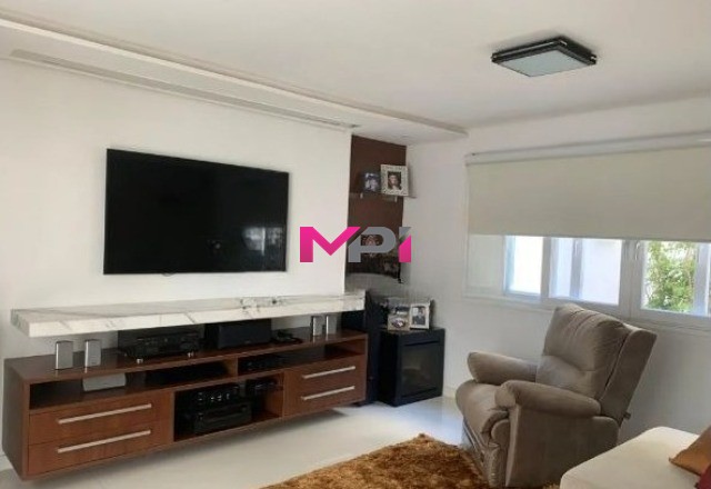 Casa de Condomínio à venda com 4 quartos, 468m² - Foto 15
