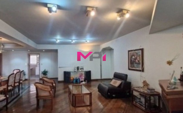 Apartamento à venda com 4 quartos, 230m² - Foto 5