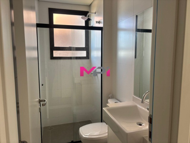Apartamento para alugar com 3 quartos, 141m² - Foto 18