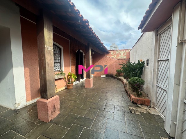 Sobrado à venda com 3 quartos, 300m² - Foto 37