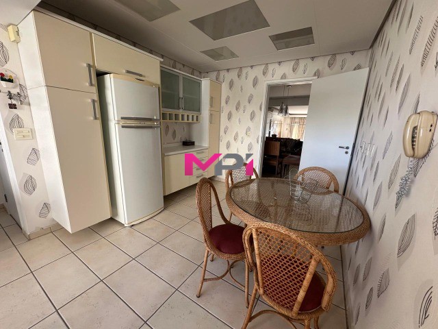 Apartamento à venda com 3 quartos, 170m² - Foto 29
