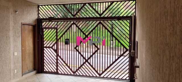 Sobrado à venda com 3 quartos, 150m² - Foto 2