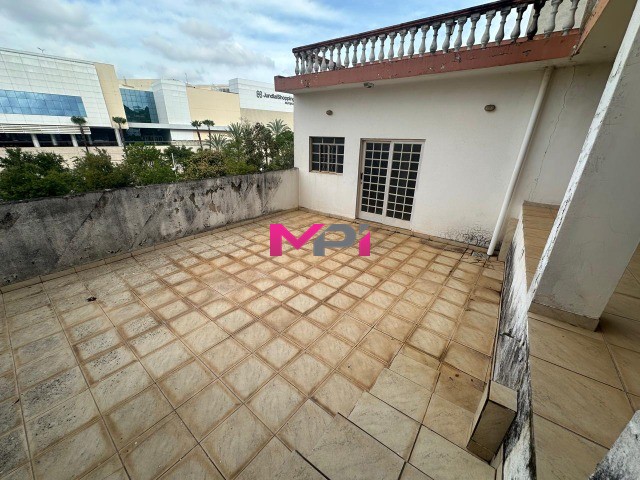 Sobrado à venda com 3 quartos, 300m² - Foto 33