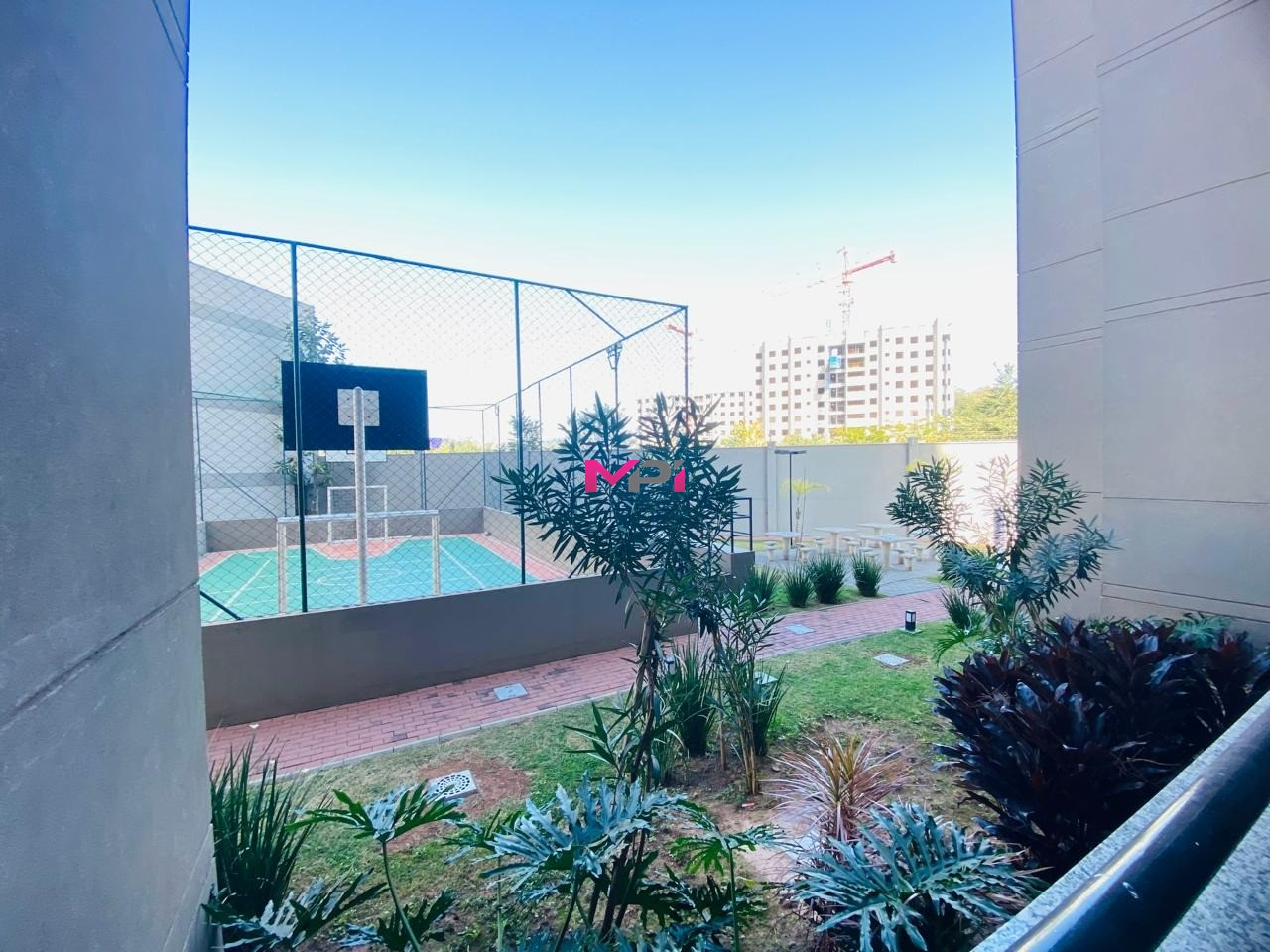 Apartamento para alugar com 3 quartos, 102m² - Foto 6
