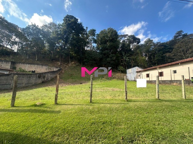 Terreno à venda, 995m² - Foto 1