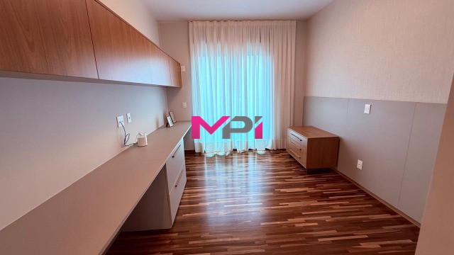 Casa de Condomínio para alugar com 3 quartos, 600m² - Foto 32