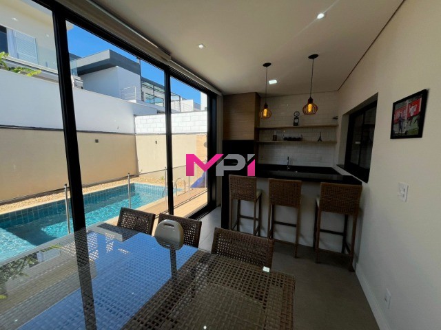 Casa de Condomínio à venda com 3 quartos, 242m² - Foto 18