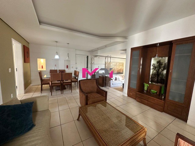 Apartamento à venda com 3 quartos, 170m² - Foto 6