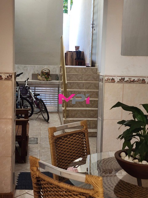 Sobrado à venda com 3 quartos, 313m² - Foto 10