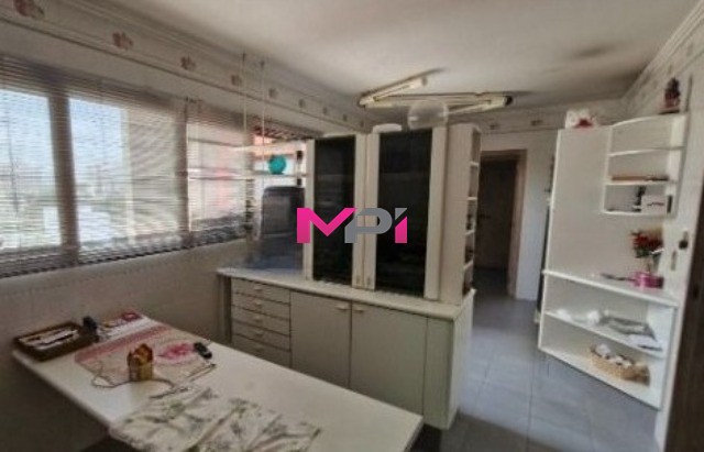Apartamento à venda com 4 quartos, 230m² - Foto 8
