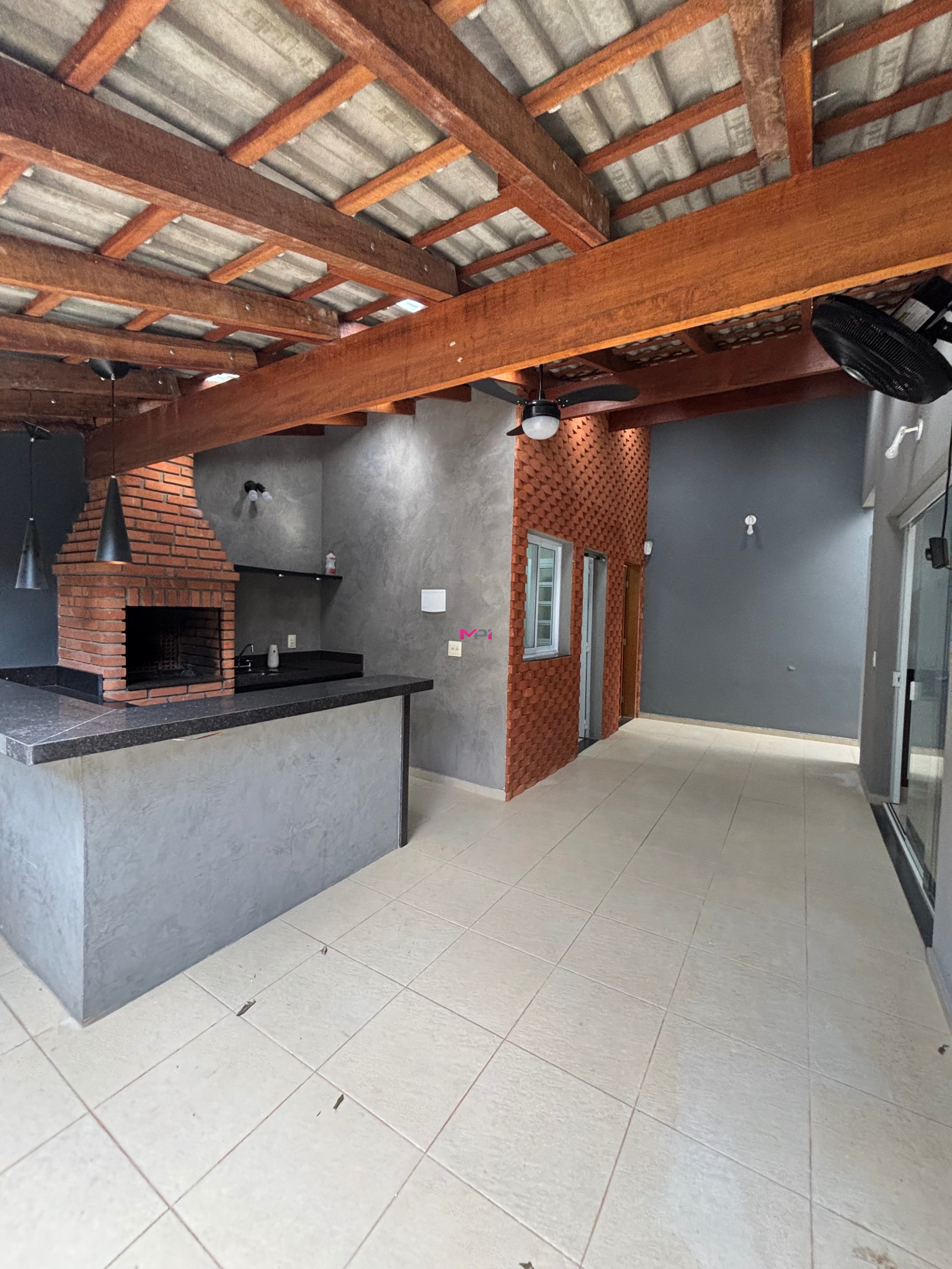 Casa à venda com 3 quartos, 171m² - Foto 3
