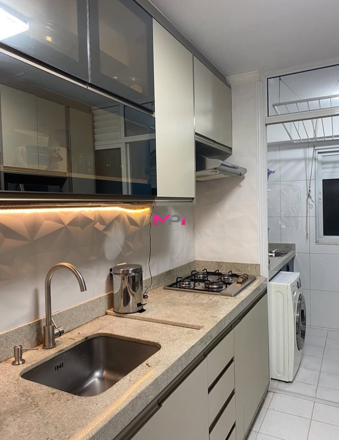 Apartamento à venda com 3 quartos, 96m² - Foto 12