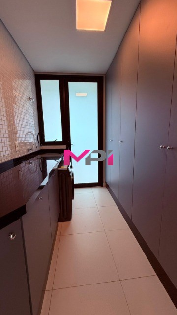 Casa de Condomínio para alugar com 3 quartos, 600m² - Foto 22