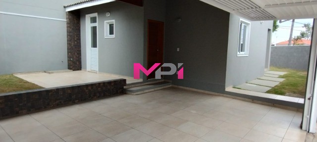 Sobrado à venda com 3 quartos, 201m² - Foto 2