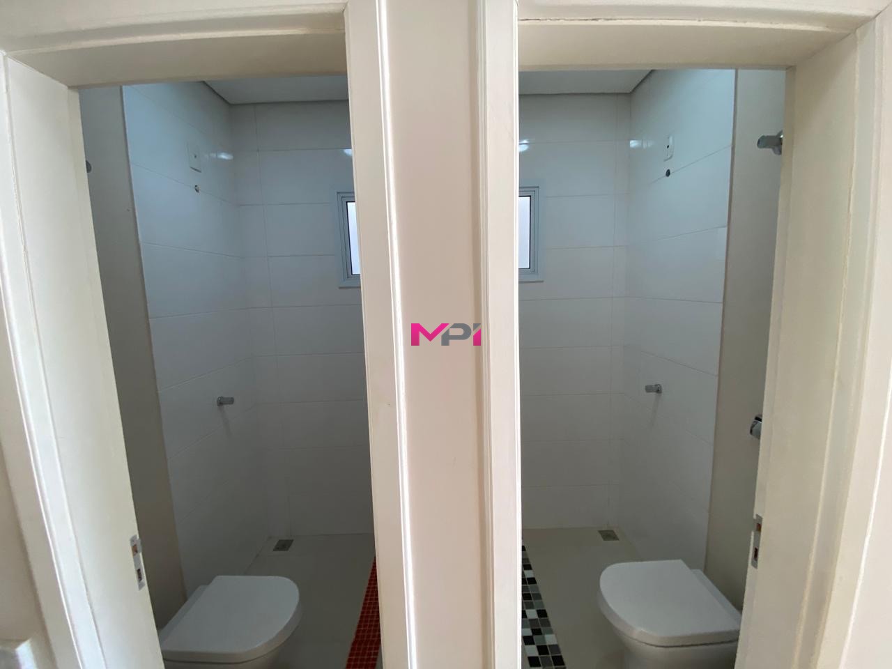 Casa de Condomínio à venda com 3 quartos, 1000m² - Foto 20