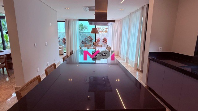 Casa de Condomínio para alugar com 3 quartos, 600m² - Foto 13