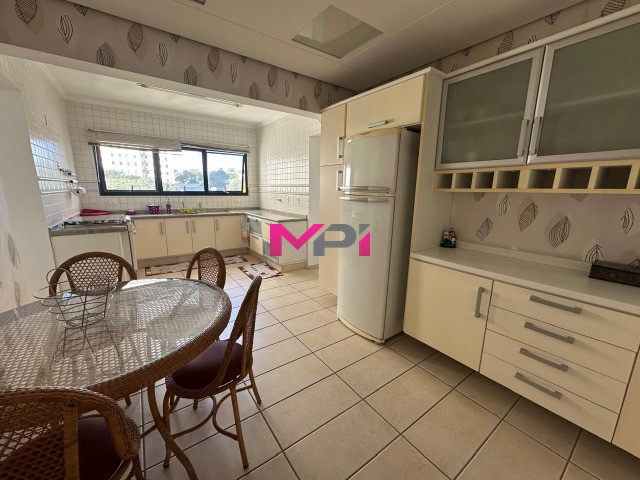 Apartamento à venda com 3 quartos, 170m² - Foto 30