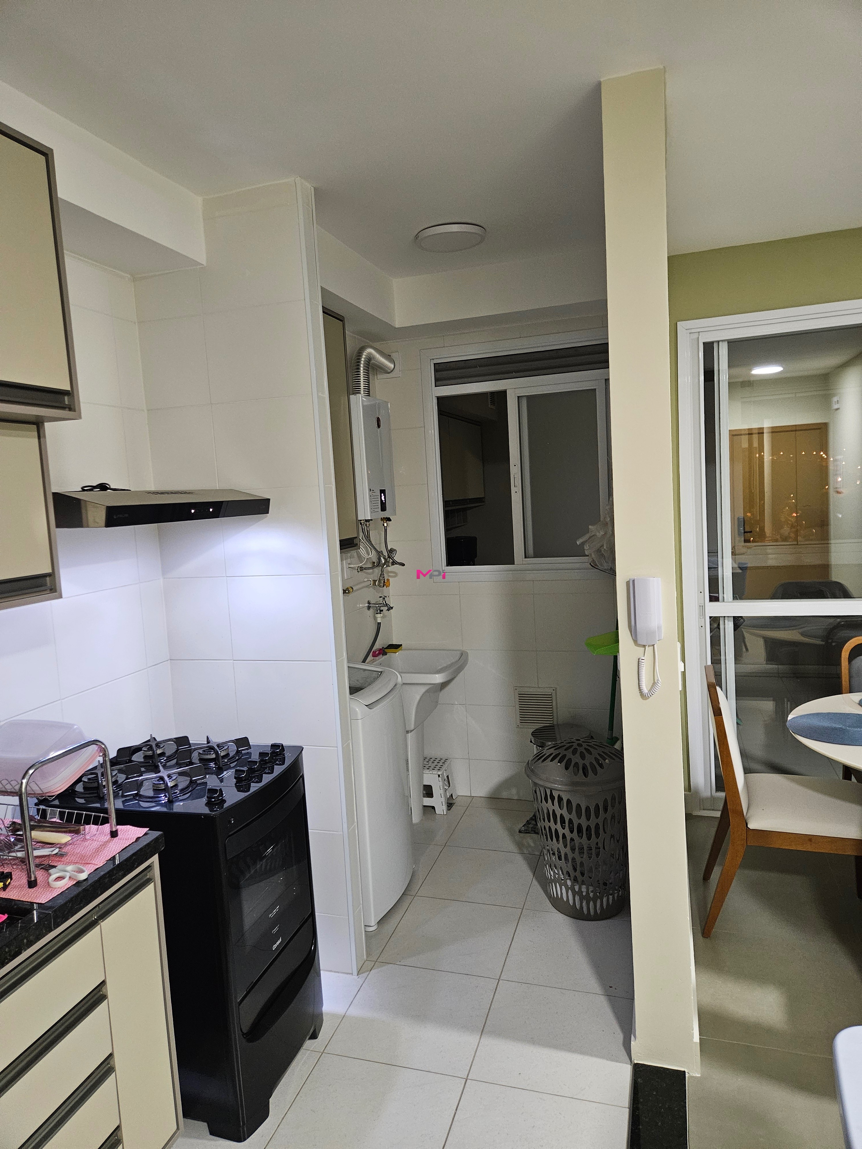 Apartamento à venda com 3 quartos, 101m² - Foto 7