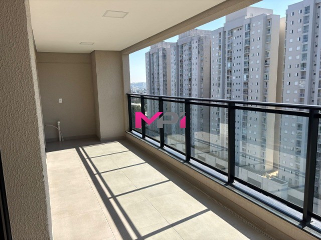 Apartamento para alugar com 3 quartos, 141m² - Foto 8
