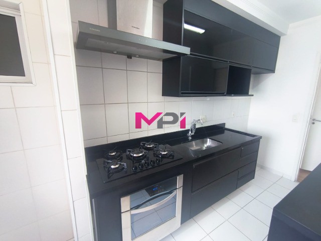 Apartamento à venda com 3 quartos, 71m² - Foto 9
