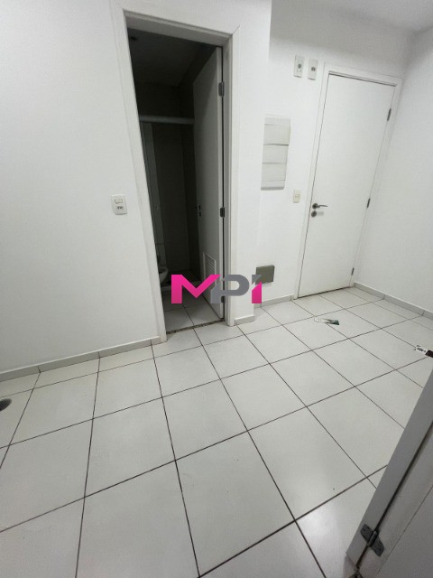 Apartamento à venda com 3 quartos, 128m² - Foto 12