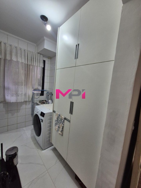 Apartamento à venda com 3 quartos, 75m² - Foto 9