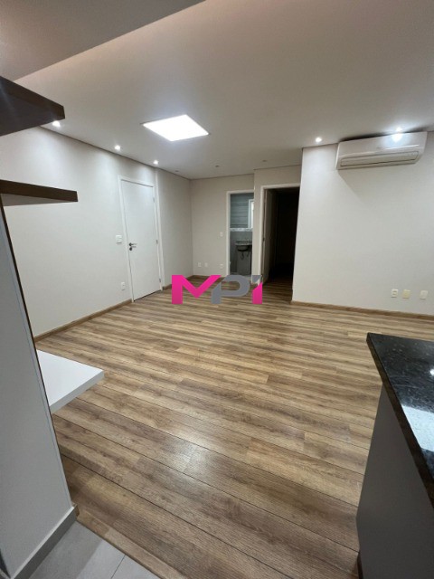 Apartamento à venda com 3 quartos, 128m² - Foto 4