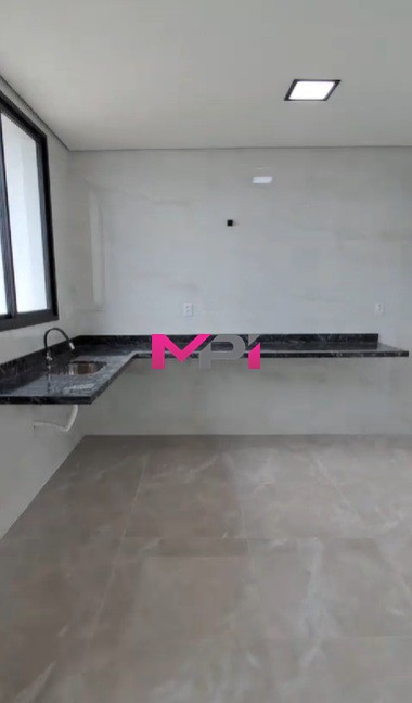 Casa à venda com 3 quartos, 86m² - Foto 5