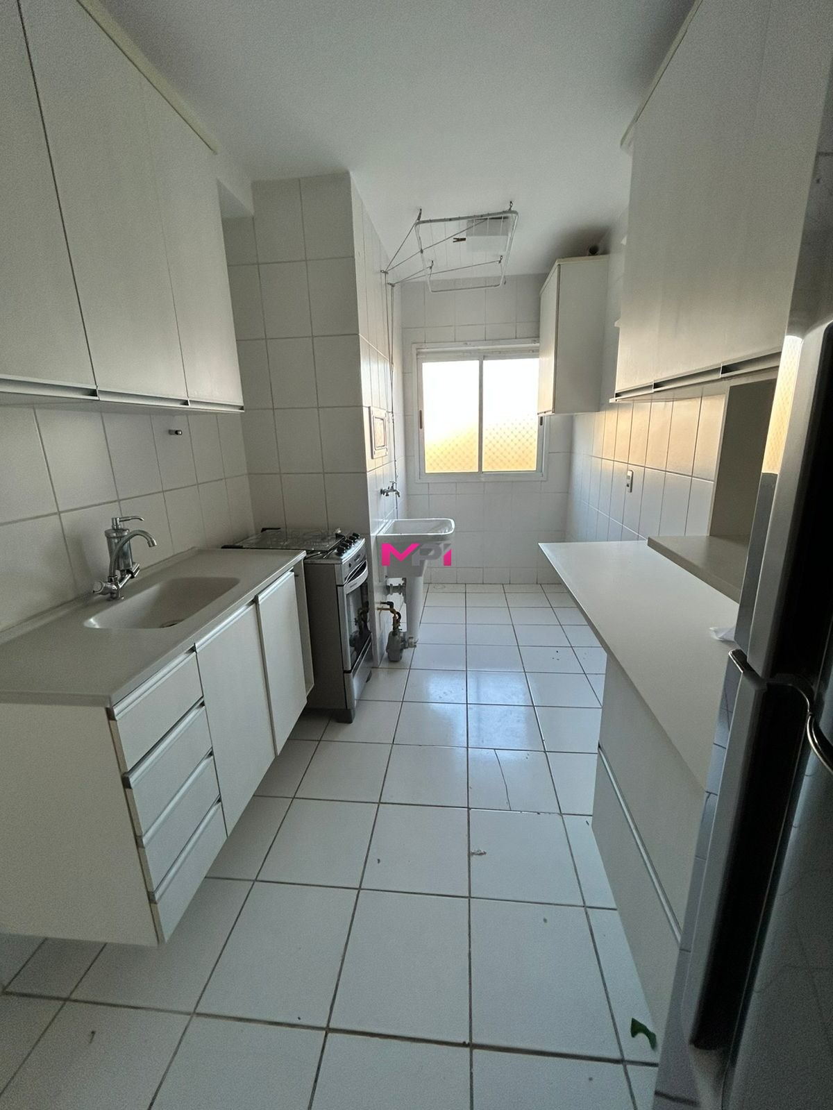 Apartamento à venda com 2 quartos, 54m² - Foto 3
