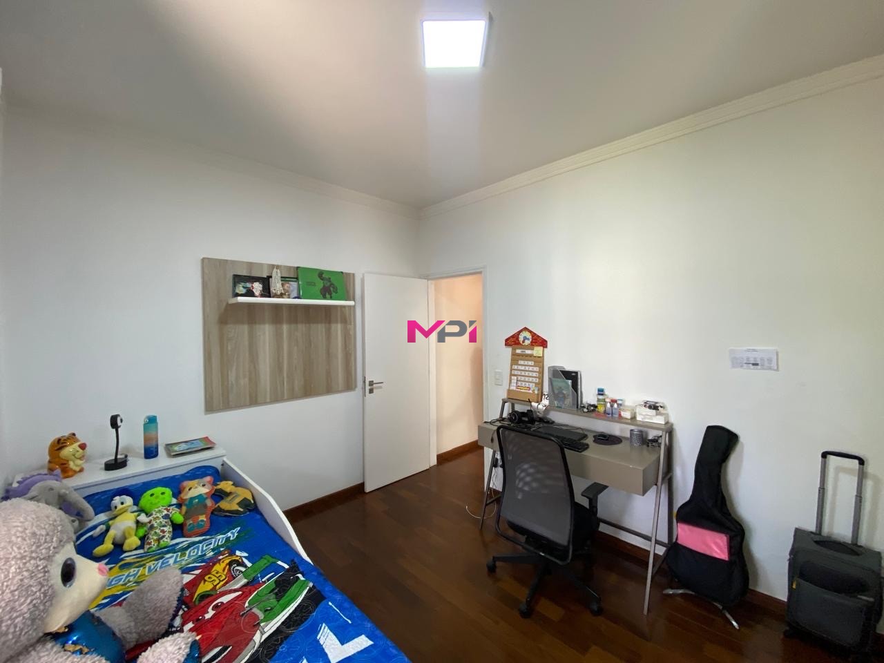 Casa de Condomínio à venda com 3 quartos, 1000m² - Foto 15
