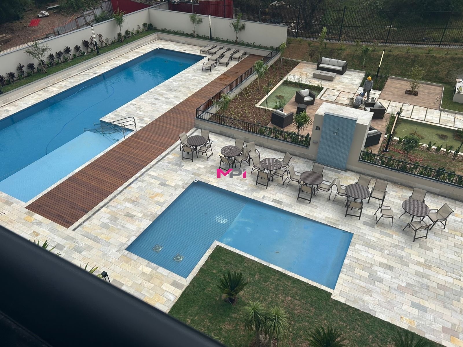 Apartamento para alugar com 2 quartos, 113m² - Foto 17