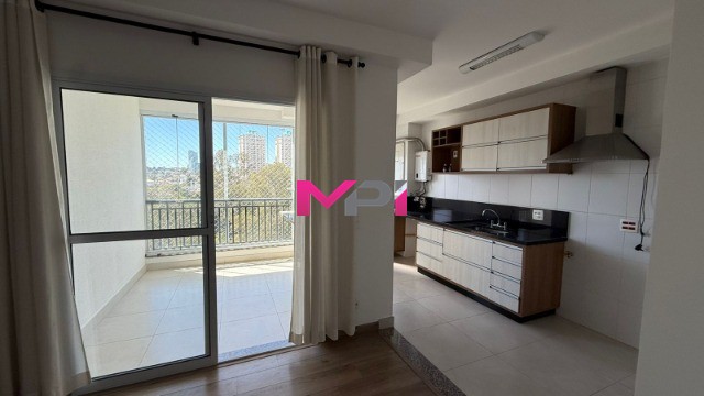 Apartamento para alugar com 3 quartos, 83m² - Foto 4