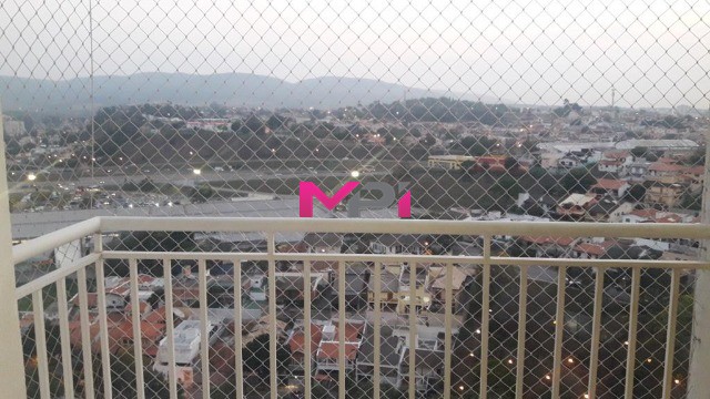 Apartamento para alugar com 2 quartos, 70m² - Foto 13
