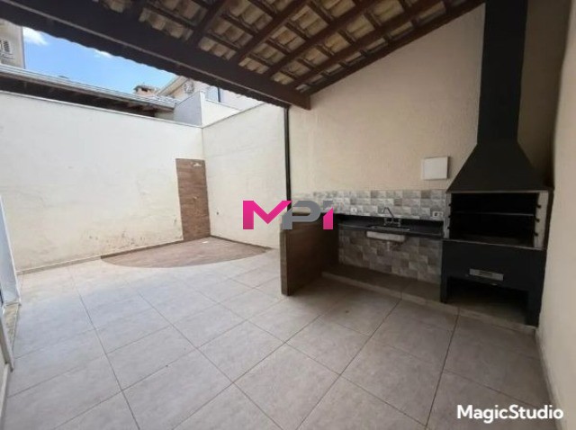 Casa de Condomínio para alugar com 3 quartos, 115m² - Foto 1